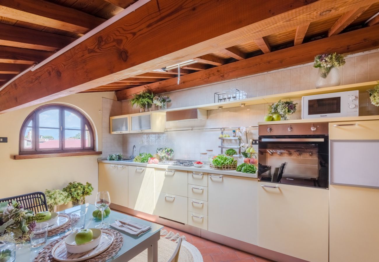 Apartment in Lucca - Horizon Vista Penthouse