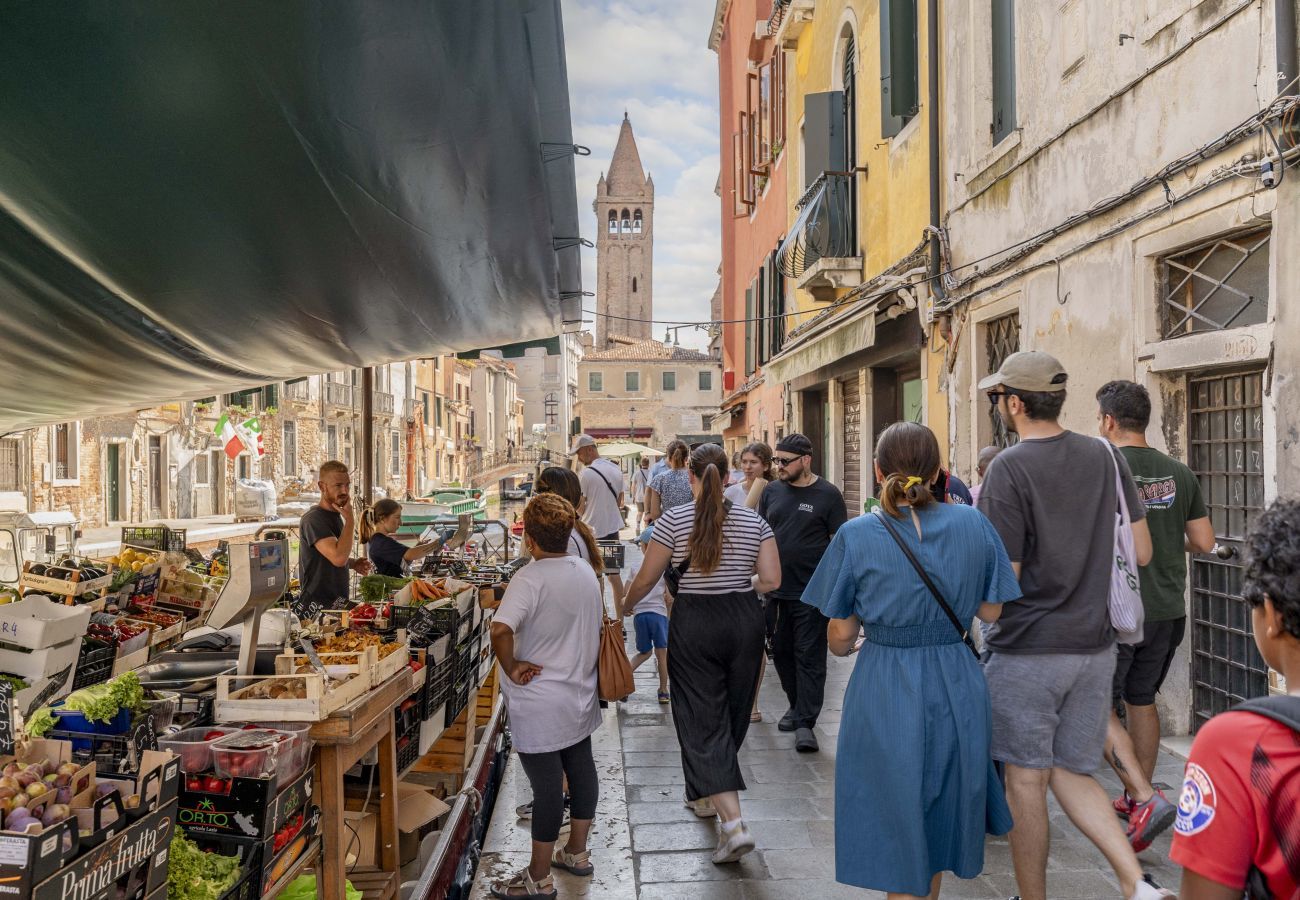 Apartment in Venice - San Barnaba Palace - Apartment with Terrace R&R