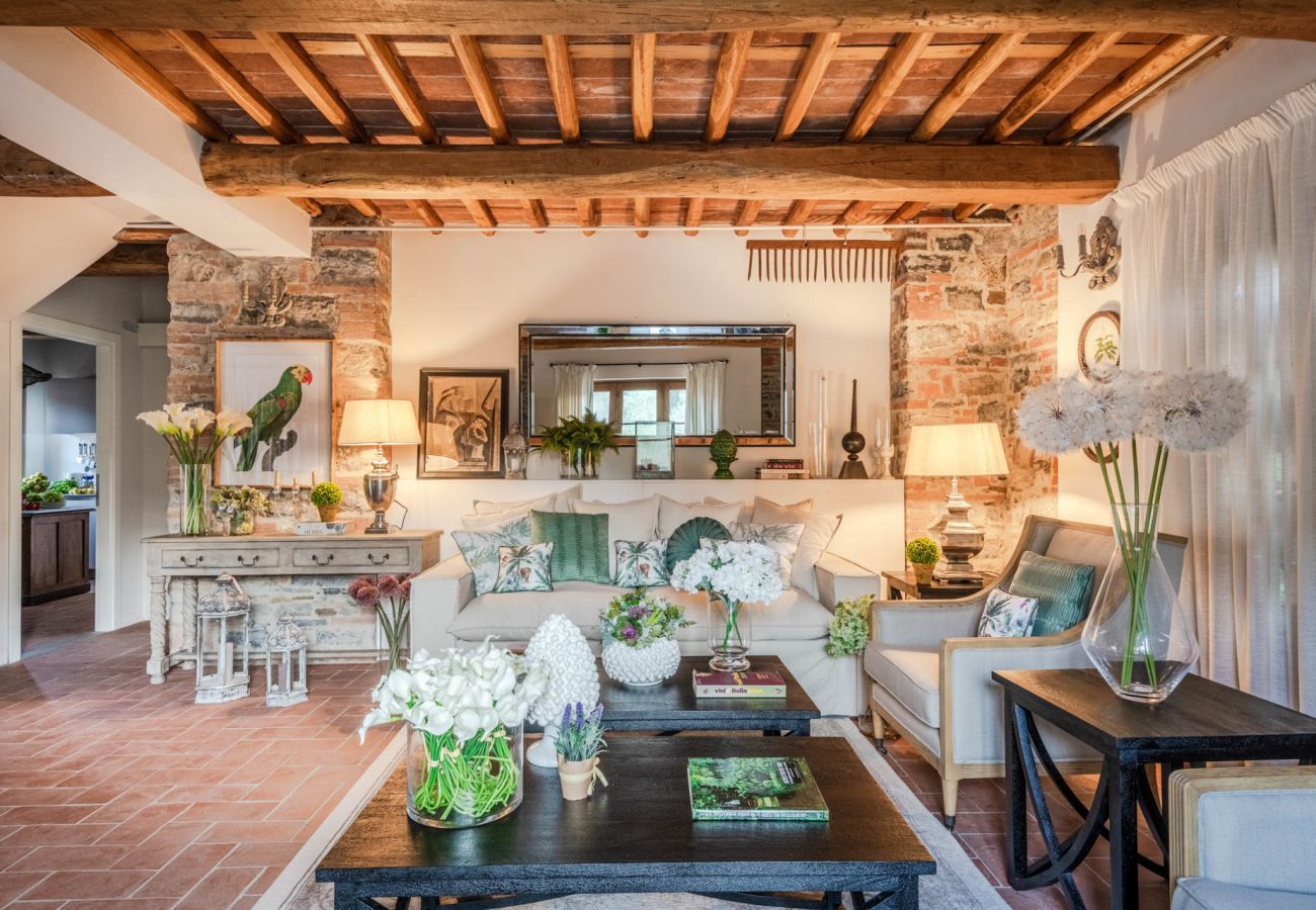 Villa in Lucca - Valle del Sole Winery Farmhouse