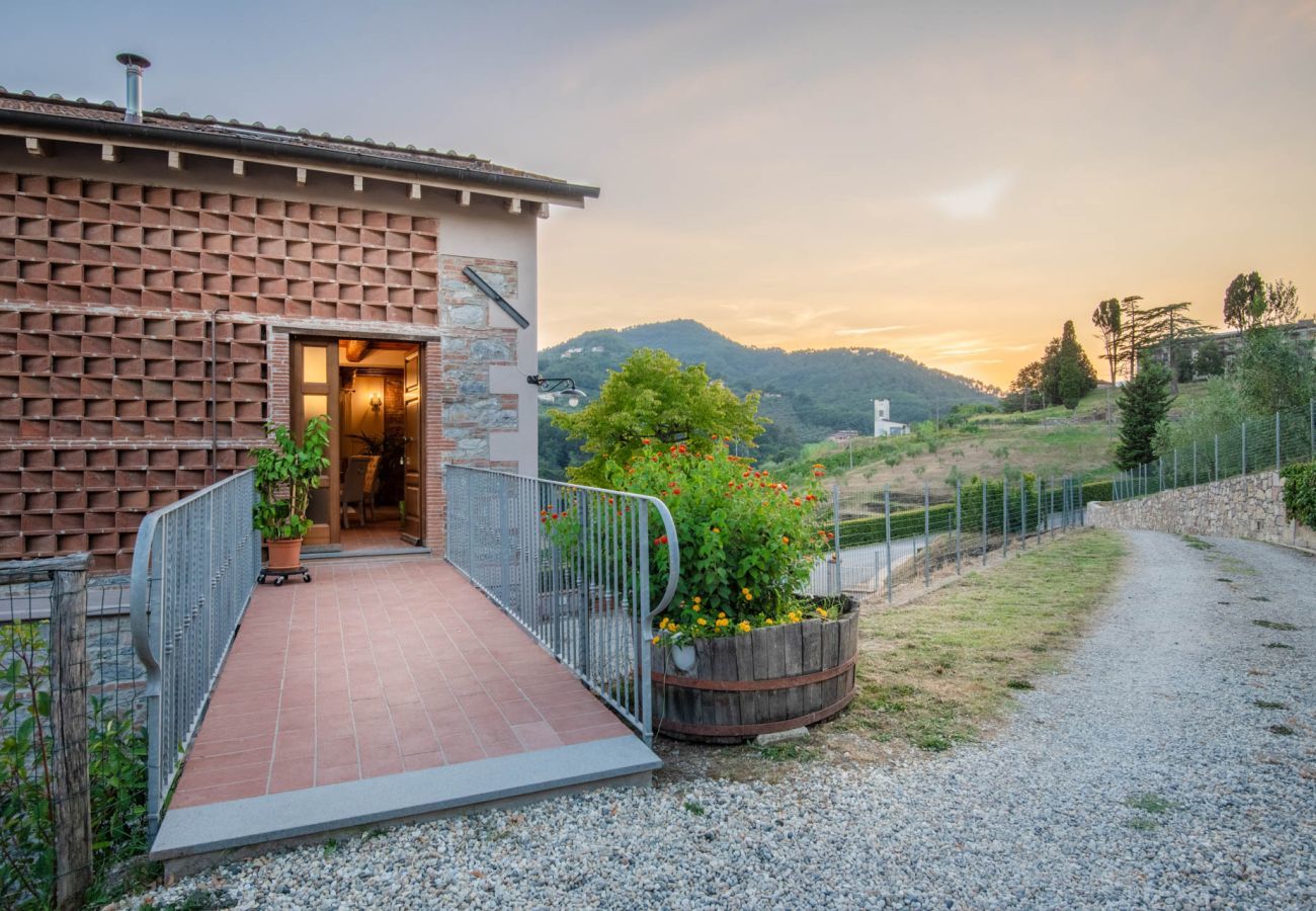 Villa in Lucca - Valle del Sole Winery Farmhouse