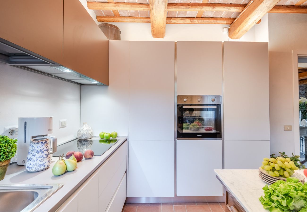 Villa in Lucca - Valle del Sole Winery Farmhouse