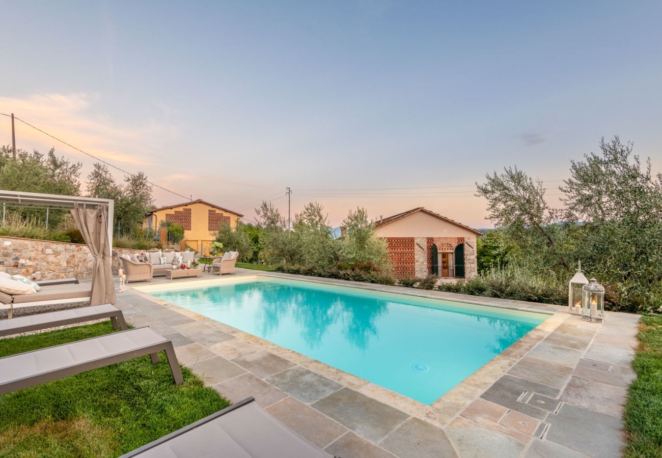 Villa in Lucca - Valle del Sole Winery Farmhouse