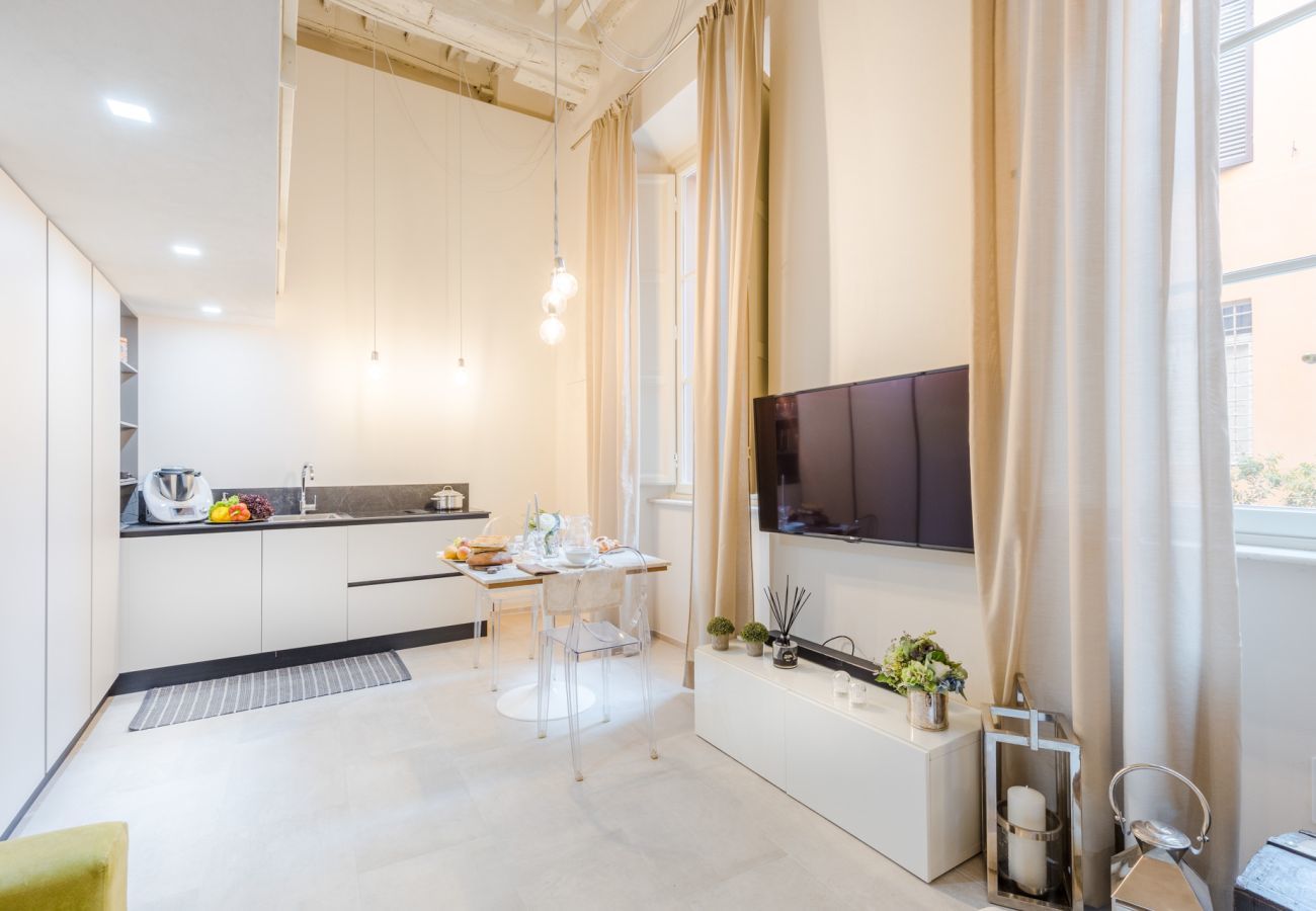 Apartment in Lucca - Cortile Moderno Apartment