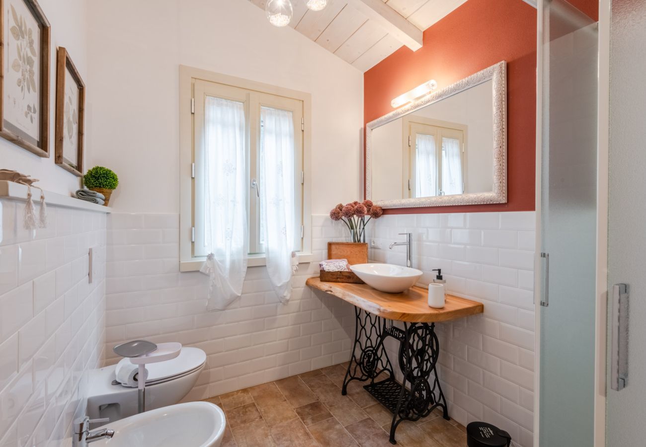 Villa in Santa Maria del giudice - Molino Giusti Farmhouse