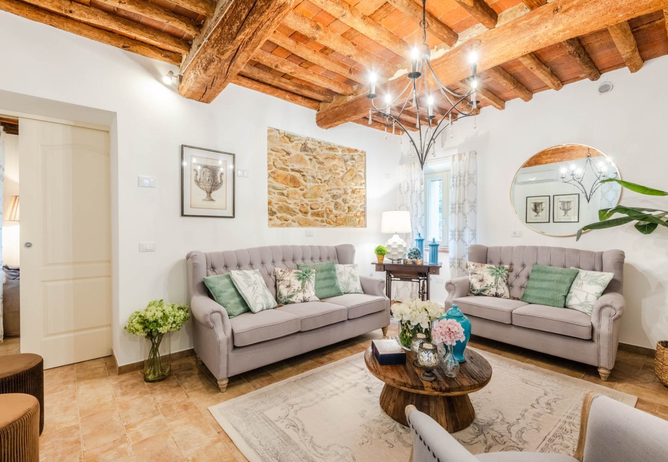 Villa in Santa Maria del giudice - Molino Giusti Farmhouse