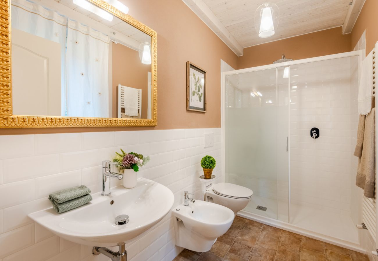 Villa in Santa Maria del giudice - Molino Giusti Farmhouse