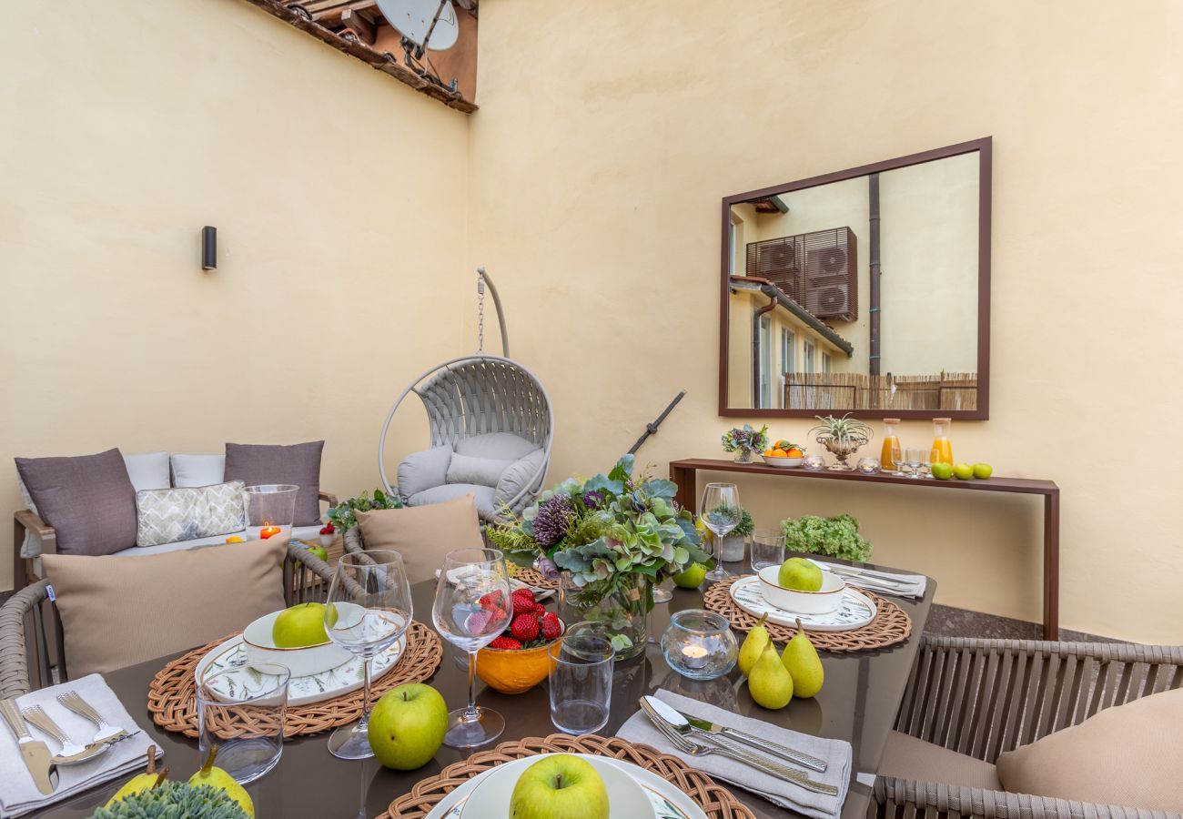 Apartment in Lucca - Letizia Mirror