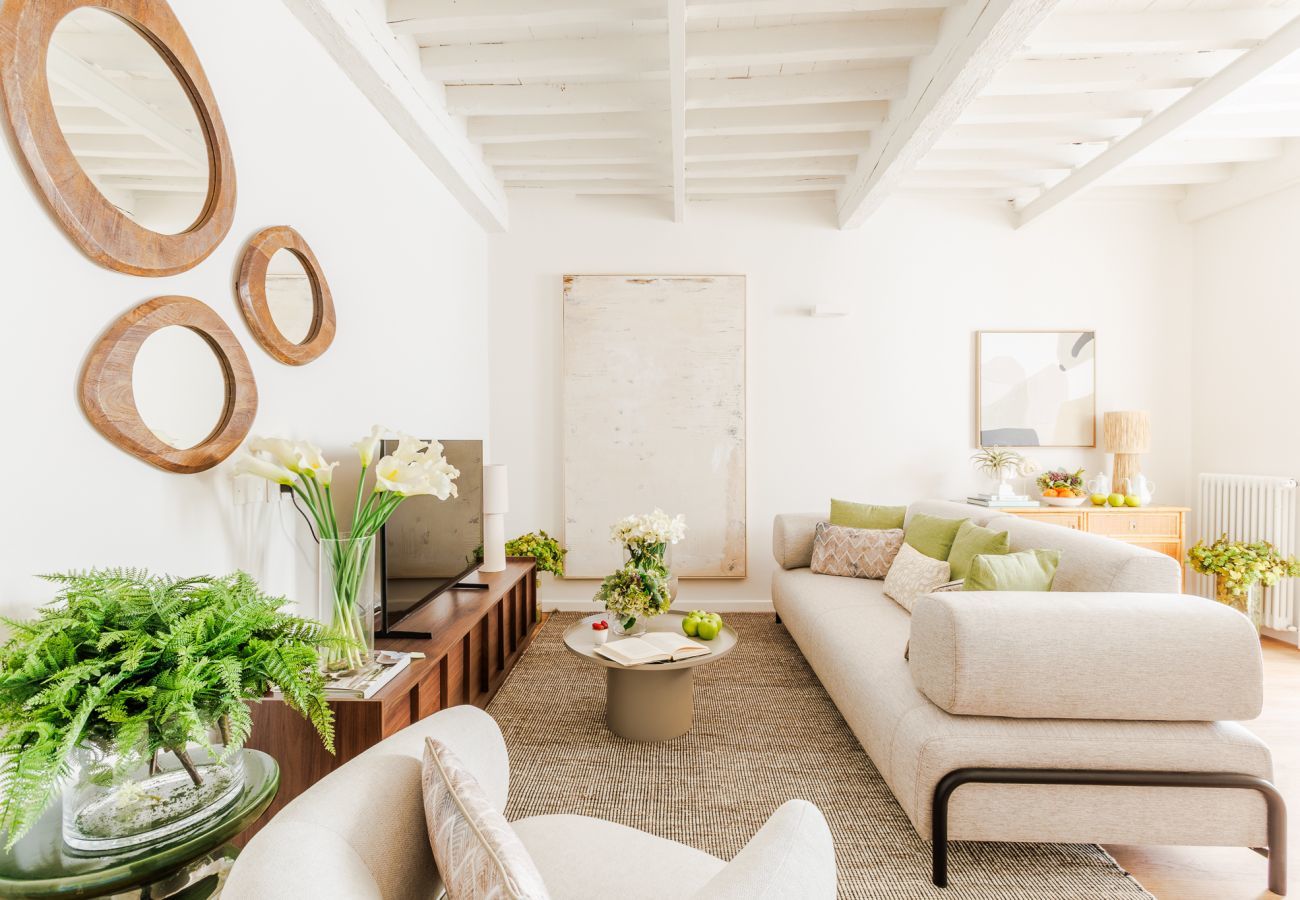 Apartment in Lucca - Letizia Mirror