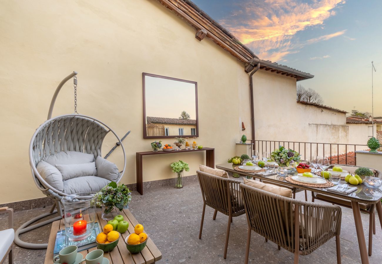 Apartment in Lucca - Letizia Mirror