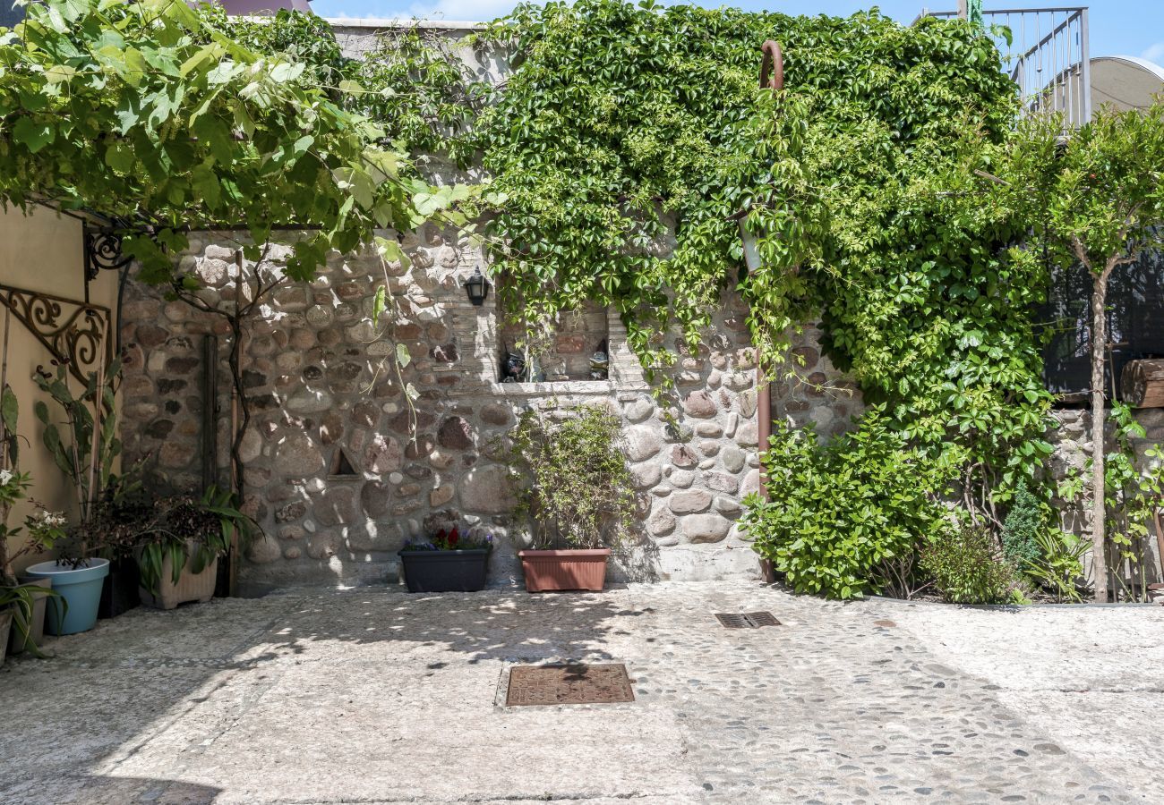 Studio in Castelnuovo del Garda - CORTE MONTELEONE SUITE HONEYMOON