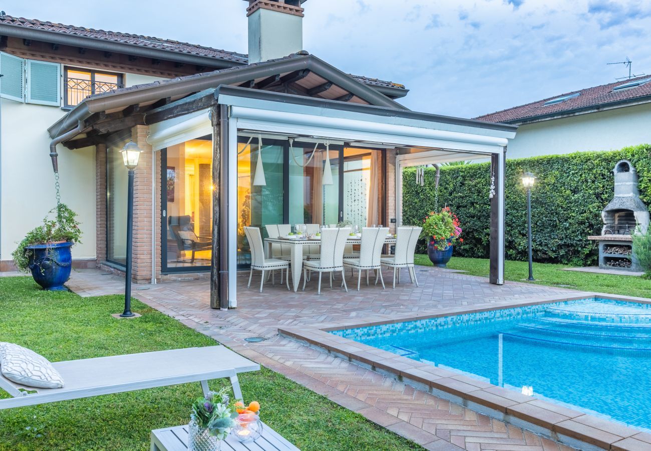 Villa in Marina di Pietrasanta - Villa Gatti