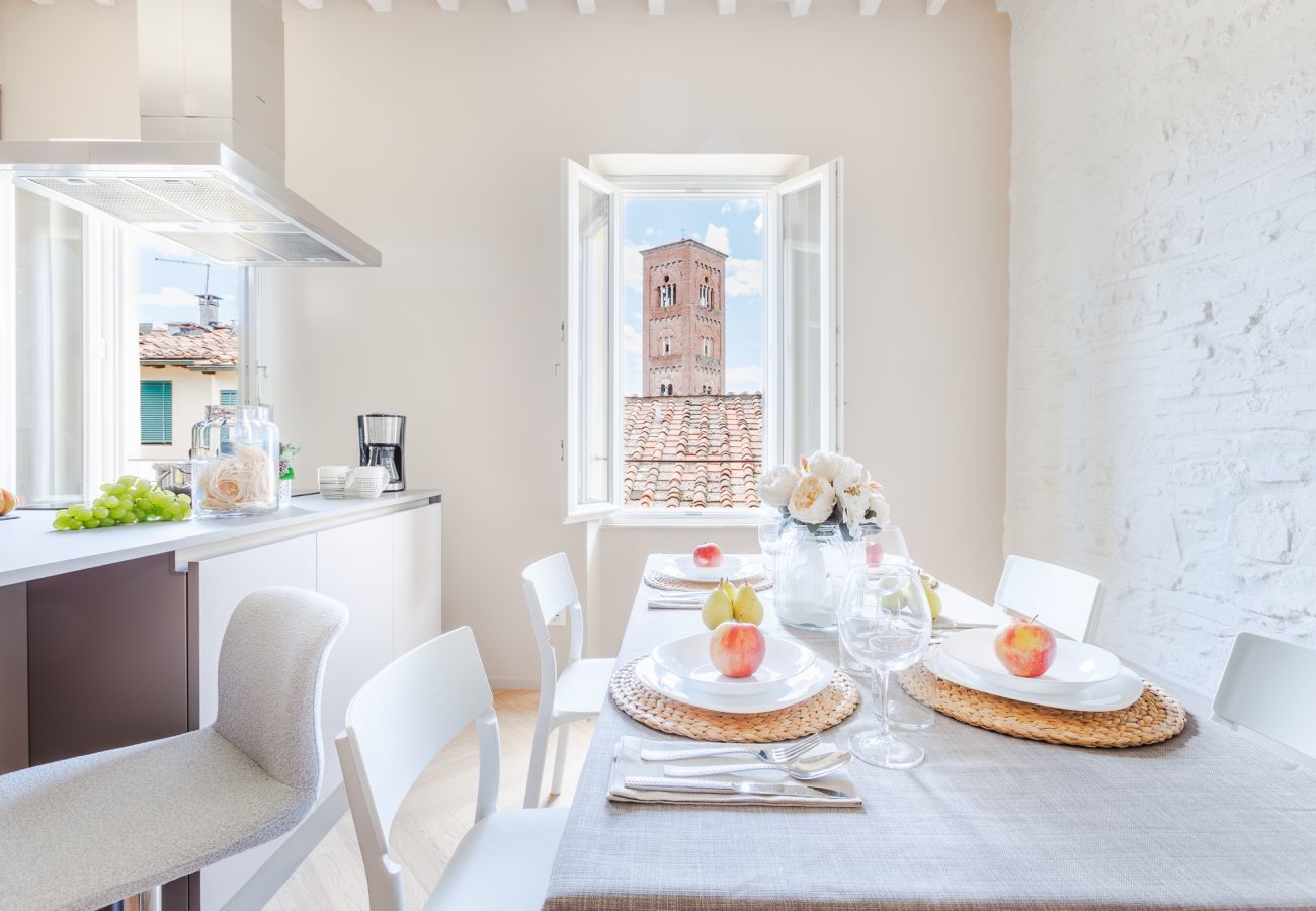Apartment in Lucca - The White Lotus Penthouse