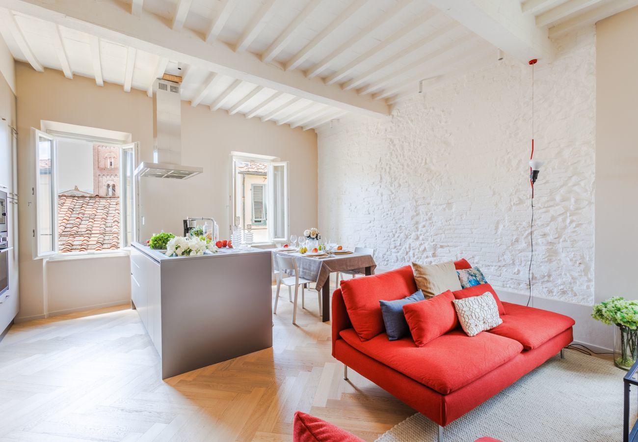 Apartment in Lucca - The White Lotus Penthouse