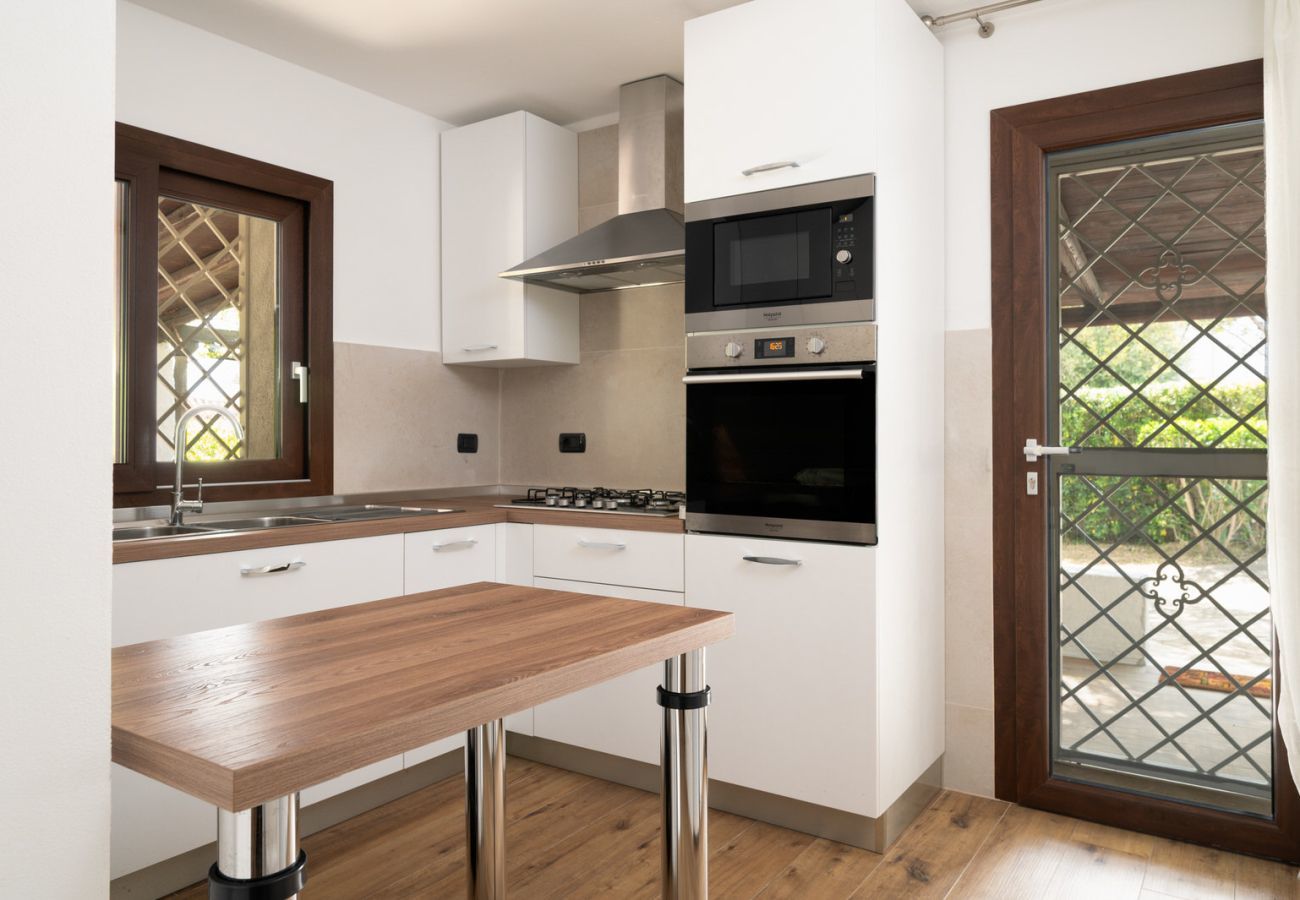 Chalet in Olbia - Villa Olivastro