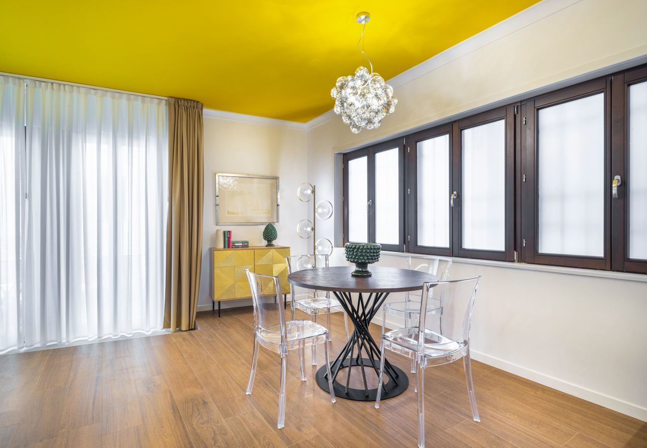 Apartment in Venice - Modern Apartment with View on San Giovanni e Paolo