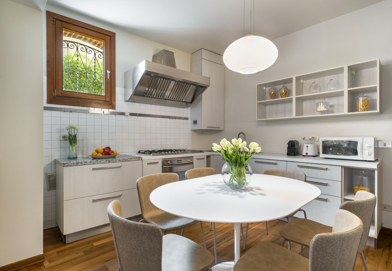 Apartment in Venice - Domus Carla With Garden R&R