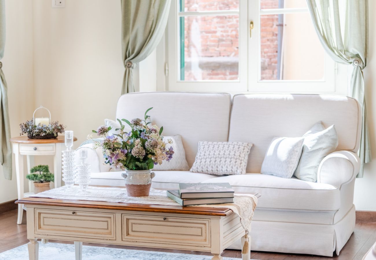 Apartment in Lucca - Orsucci Palace