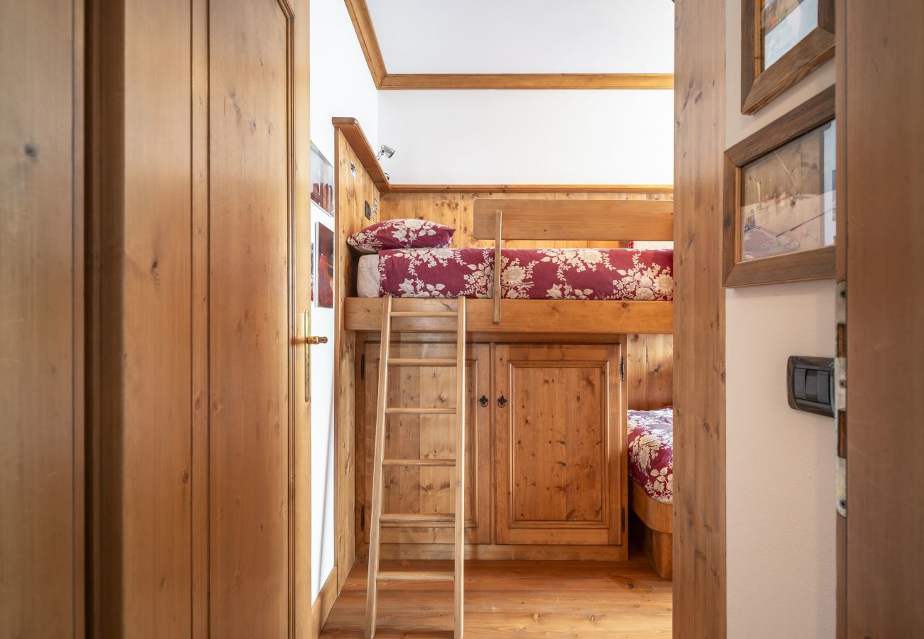 Apartment in Cortina d´Ampezzo - Verocai Charming Chalet R&R