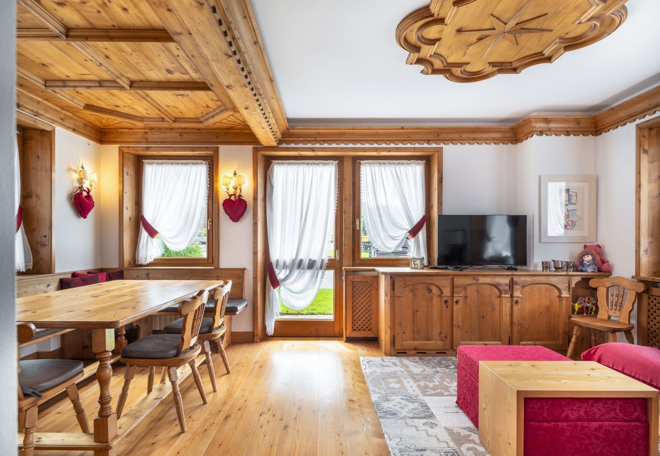 Apartment in Cortina d´Ampezzo - Verocai Charming Chalet R&R
