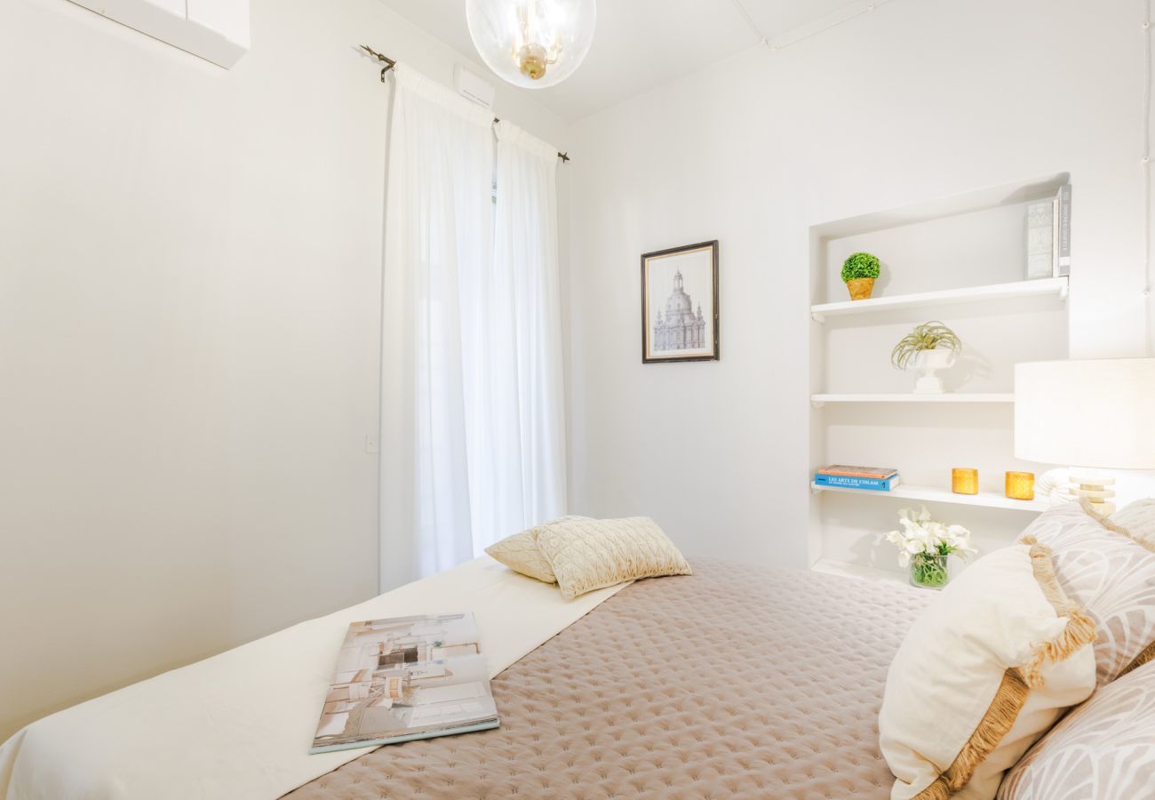 Apartment in Lucca - The Hidden Alley Apartment