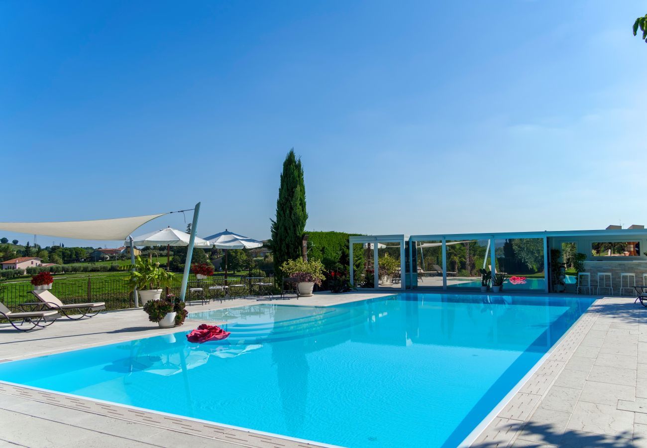Apartment in Castelnuovo del Garda - Il Gelso del Garda Luxury Suite bilo
