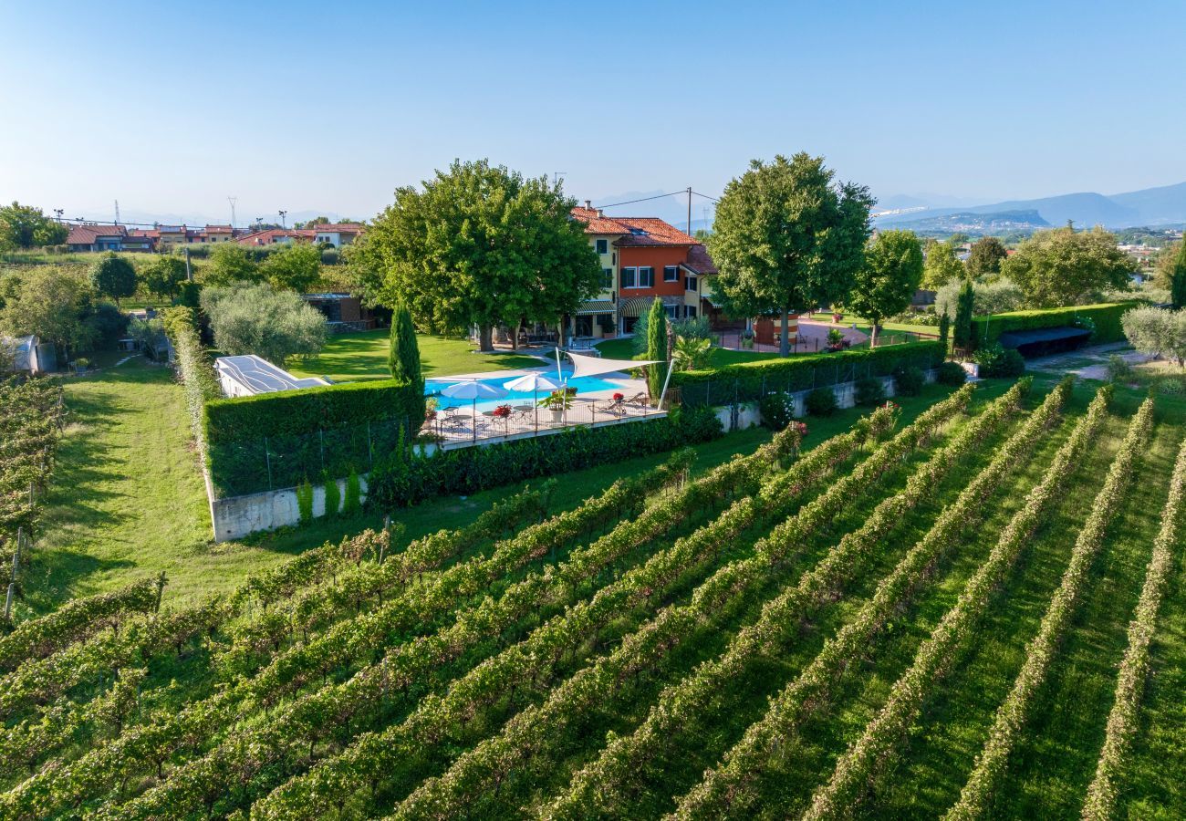 Apartment in Castelnuovo del Garda - Il Gelso del Garda Luxury Suite bilo