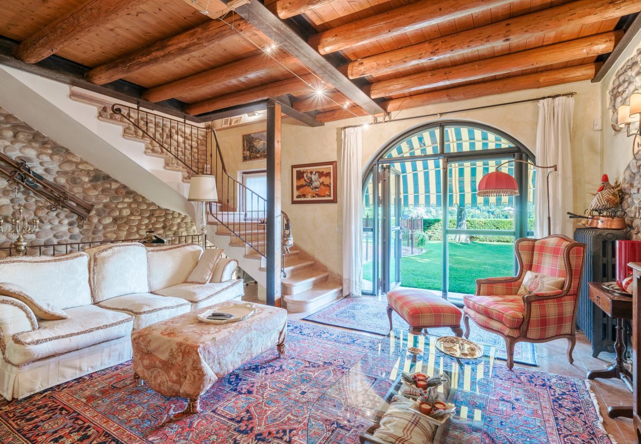 Apartment in Castelnuovo del Garda - Il Gelso del Garda Luxury Suite bilo