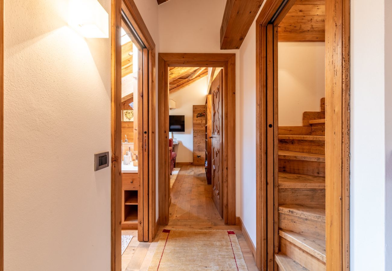 Apartment in Cortina d´Ampezzo - Alverà Lodge with Terrace R&R
