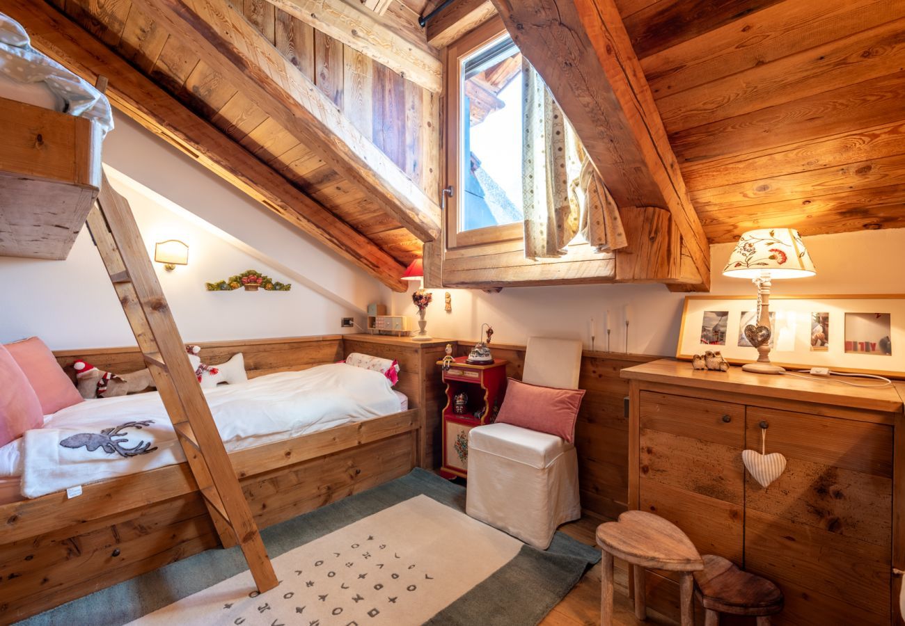 Apartment in Cortina d´Ampezzo - Alverà Lodge with Terrace R&R