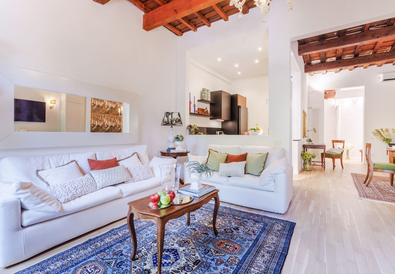 Apartment in Florence - The Boboli Retreat
