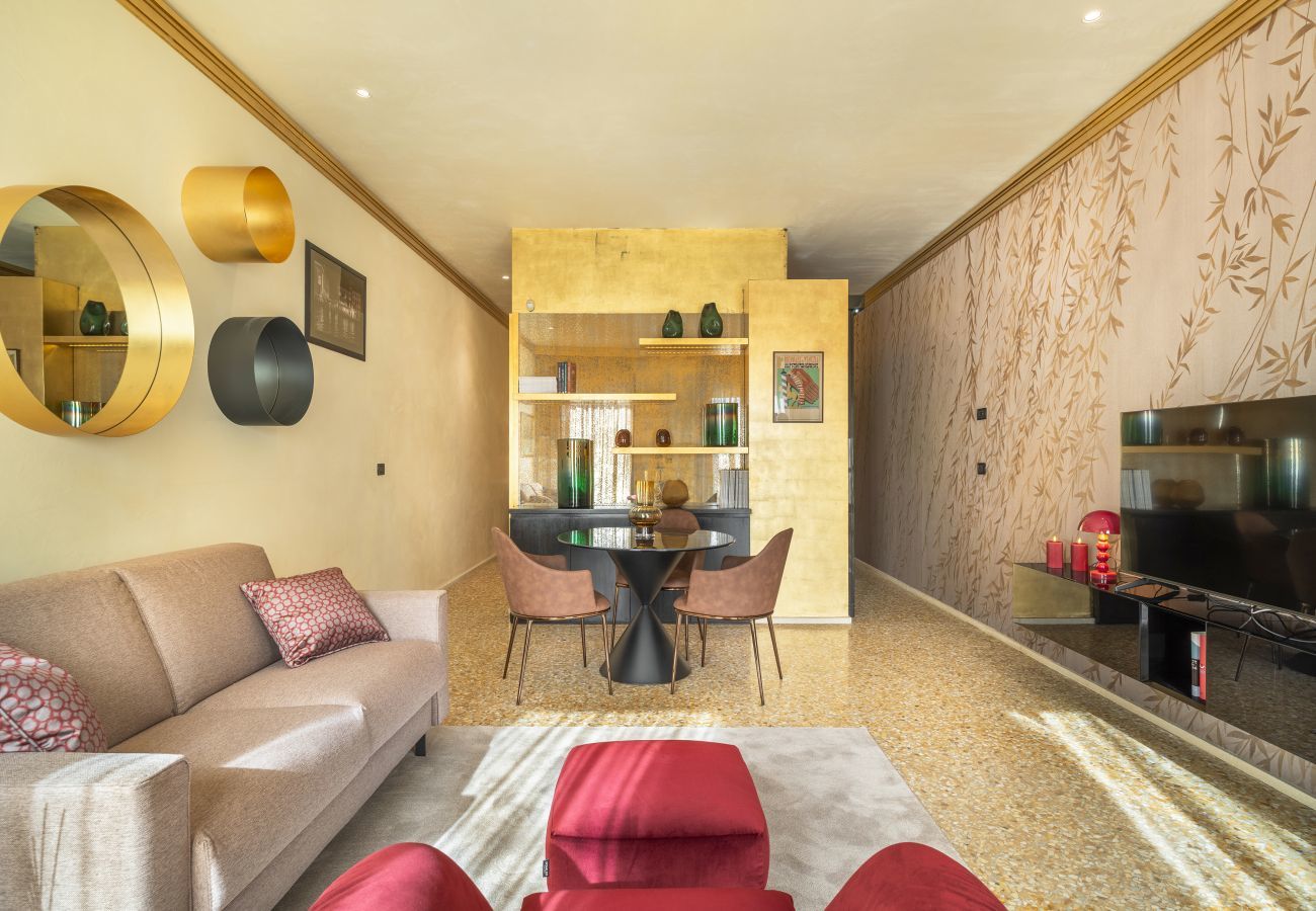 Apartment in Venice - Golden Treasure Apartment on the Grand Canal R&R