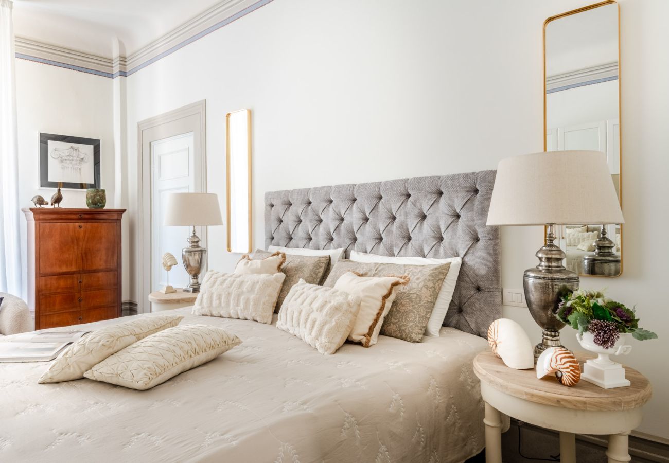 Apartment in Lucca - The Fresco Tale, a Charming 3 Bedrooms Apartment