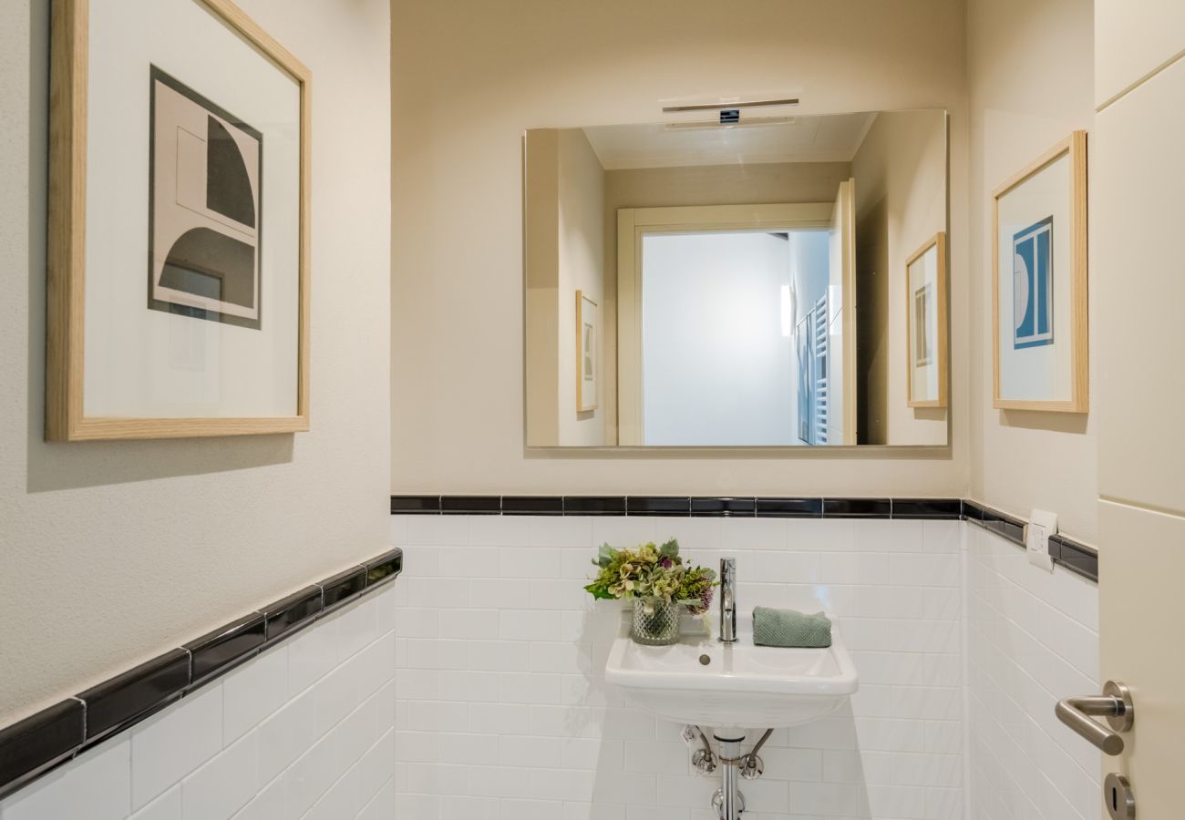 Apartment in Lucca - Verdi 1928, A Cozy Wallside Retreat