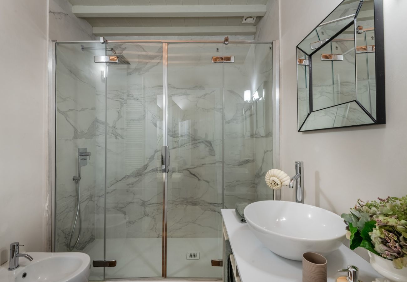 Apartment in Lucca - The Mosaic House