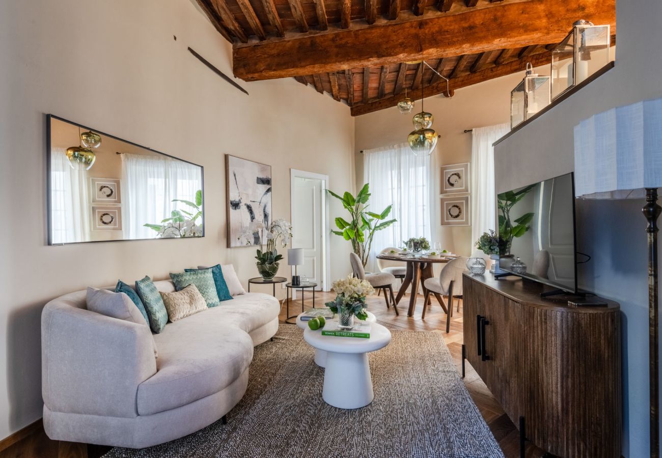 Apartment in Lucca - The Tuscan Window