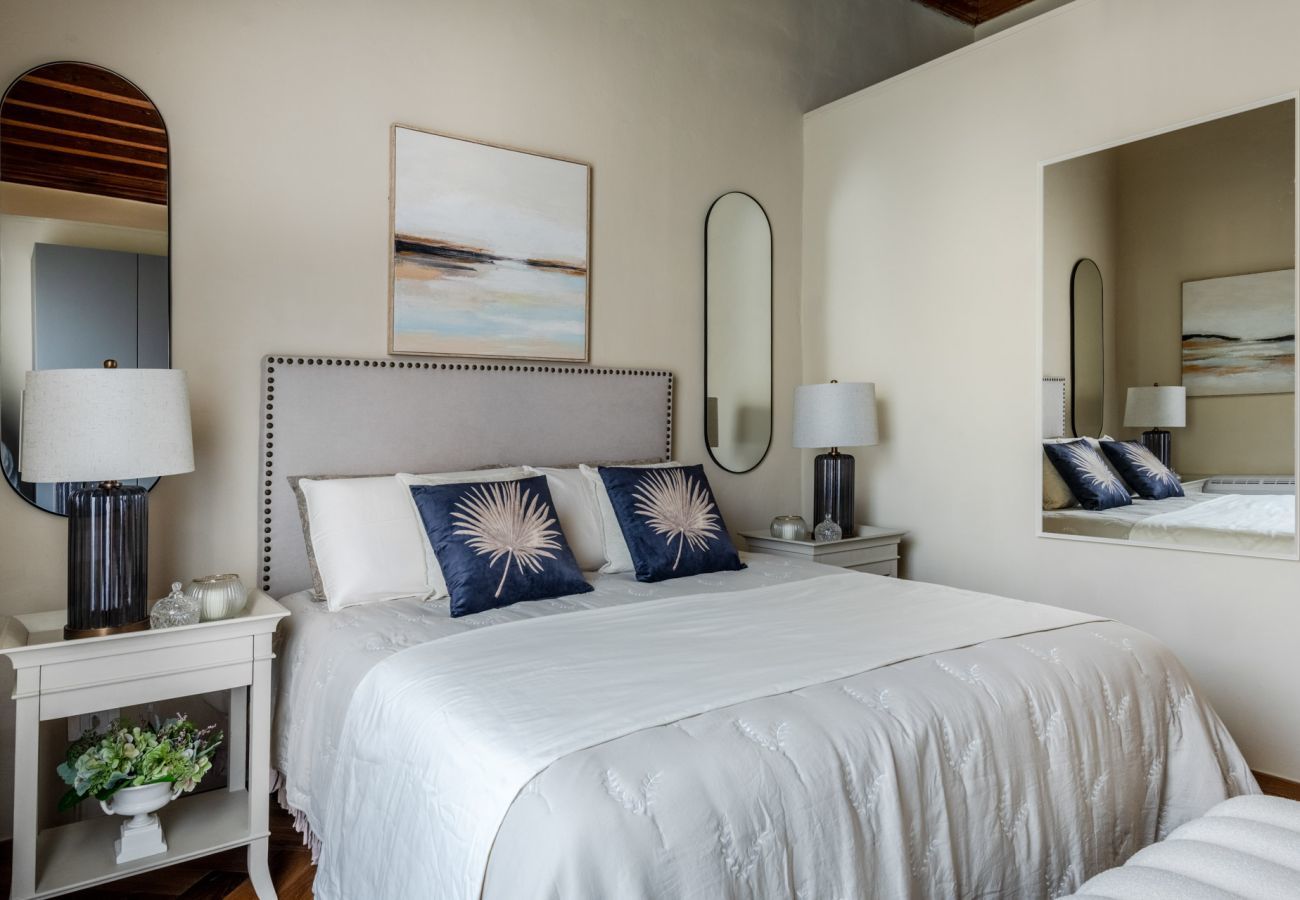 Apartment in Lucca - The Tuscan Window