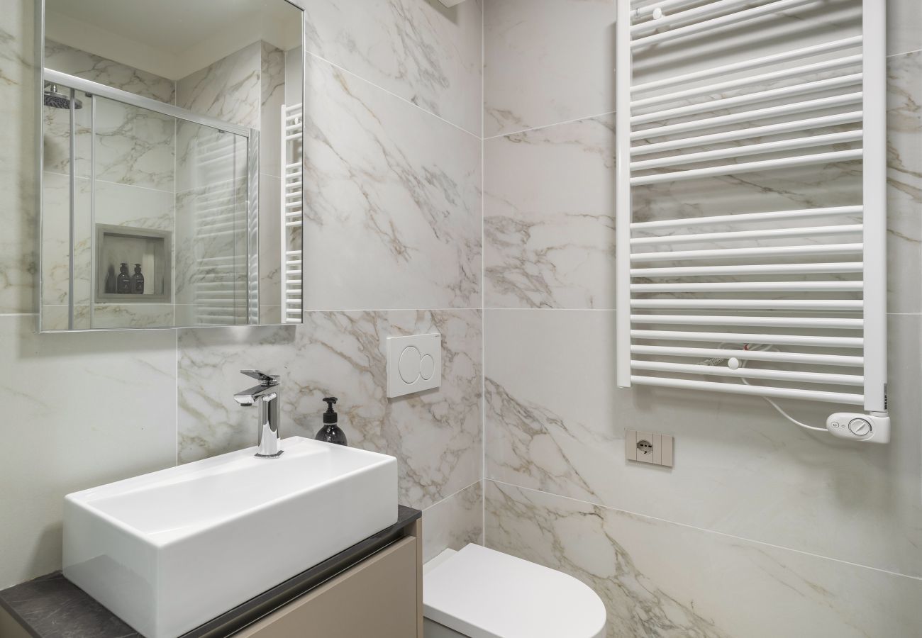 Apartment in Venice - Palazzo Degli Eletti Red Apartment R&R