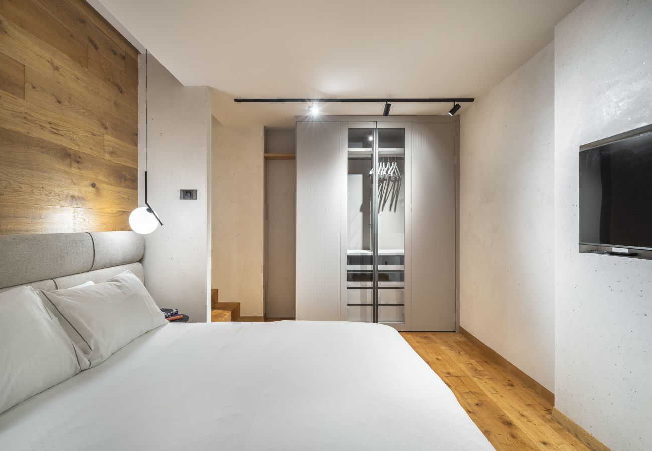 Apartment in Cortina d´Ampezzo - Cademai Alpenglow Chalet with Sauna R&R