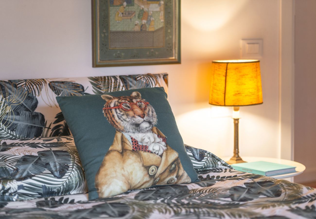 Apartment in Venice - Colorful Venetian Apartment R&R