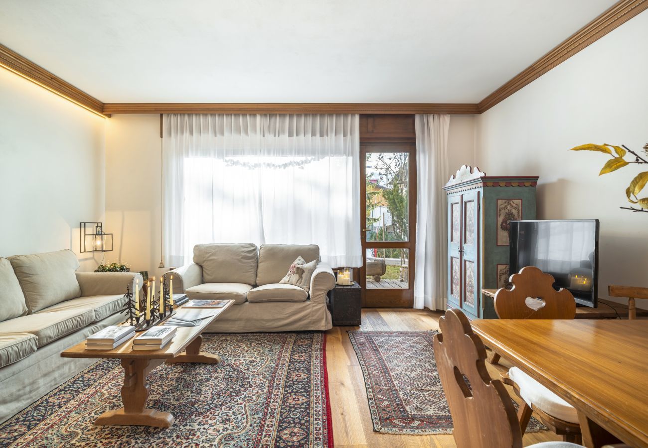 Apartment in Cortina d´Ampezzo - Cianderies Cozy Apartment R&R