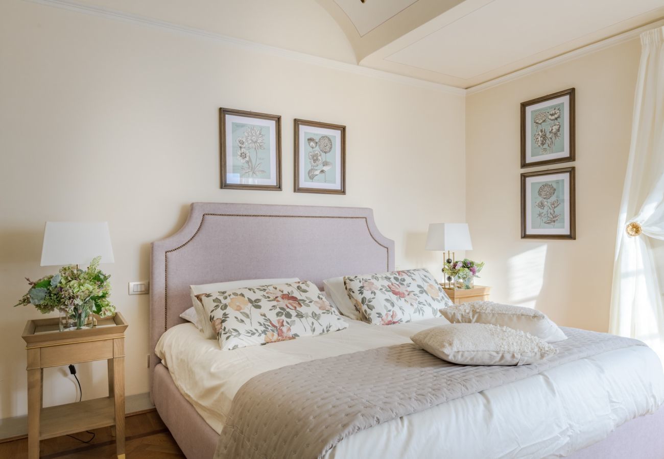 Apartment in Lucca - The Marble Penthouse