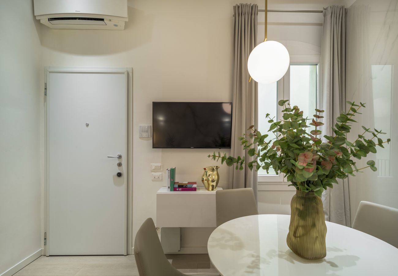 Apartment in Venice - Calle Varisco Apartment with Terrace R&R