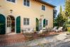 Appartement à Monte San quirico - Jacopo Farmhouse Apartment in Wine Resort in Lucca Appartement à Monte San quirico - Jacopo Farmhouse Apartment in Wine Resort in Lucca