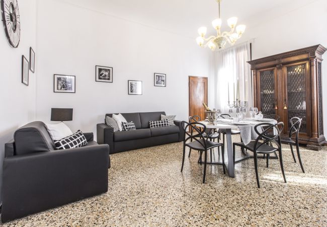 Appartement à Venezia - Rialto Design Boutique Apartment R&R Appartement à Venezia - Rialto Design Boutique Apartment R&R