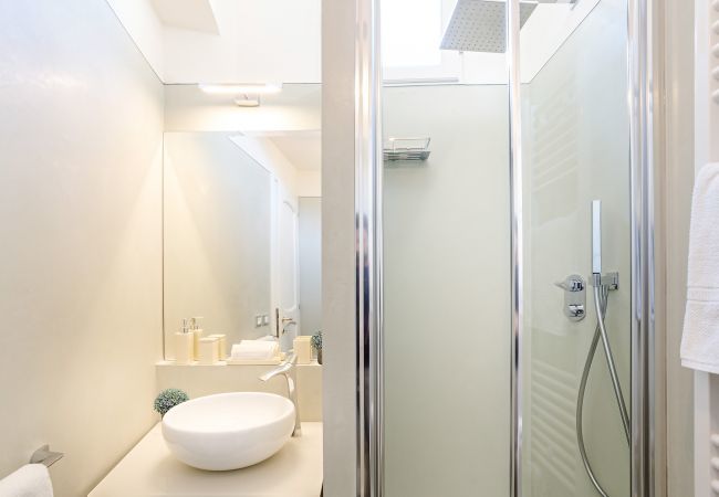 Appartement à Florence - Penthouse de luxe mis à jour avec ascenseur 3 chambres 3 salles de bains dans le centre