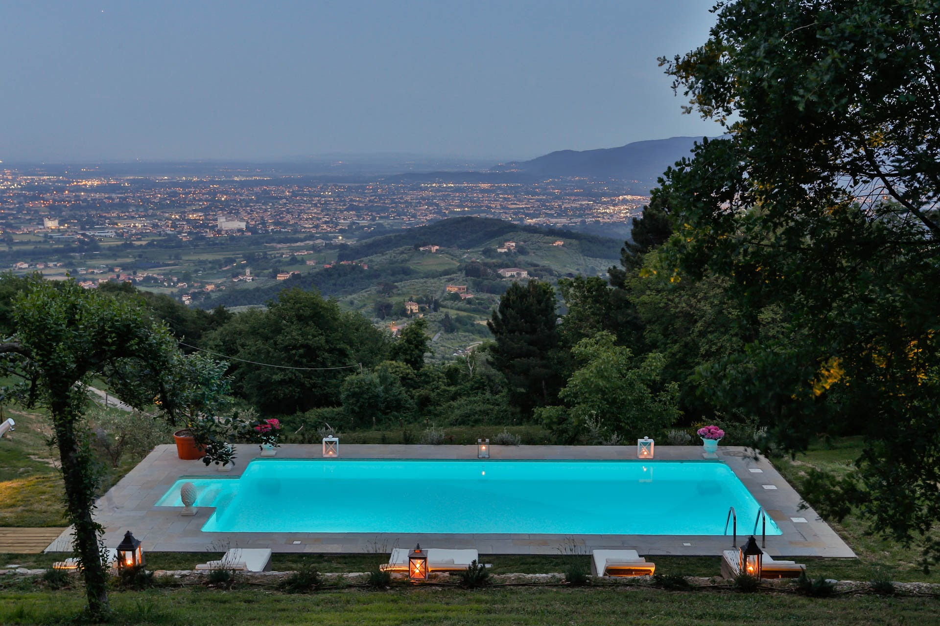 villa à San Concordio di Moriano - Ferme panoramique isolée avec piscine privée, climatisation, Wifi dans la nature!