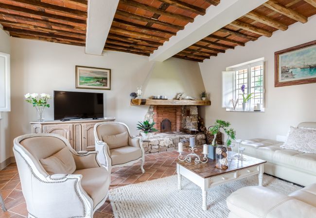 Villa à Monte San quirico - Villa sul Fiume Villa à Monte San quirico - Villa sul Fiume