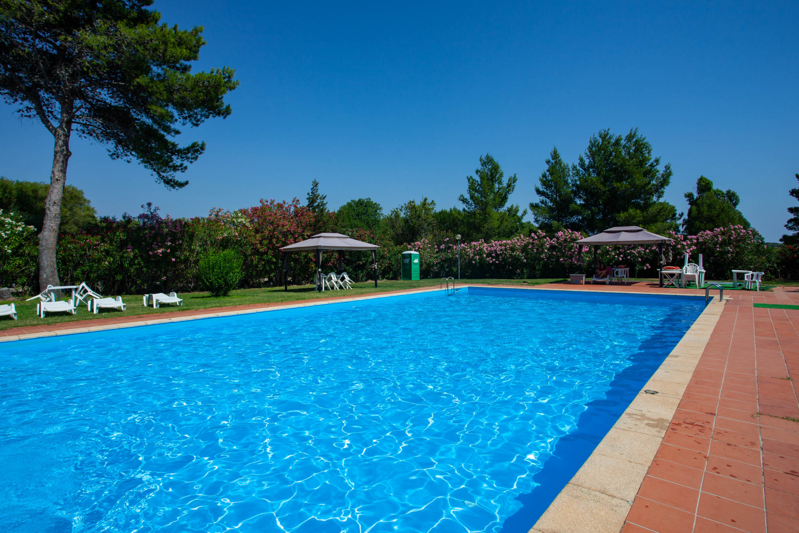  à Porto Rotondo - Caletta 10 - maison front mer avec piscine, tennis