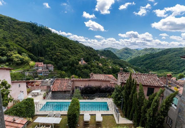 Villa à Pescaglia - PALAZZO GIUSTI: Understated Luxury with a Welcoming Ambience on the Hills of Lucca