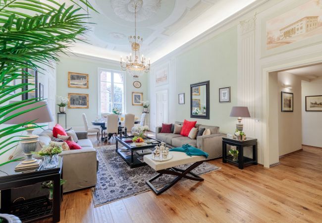 Appartement à Lucca - The Medieval Penthouse | 5 Bedrooms Appartement à Lucca - The Medieval Penthouse | 5 Bedrooms